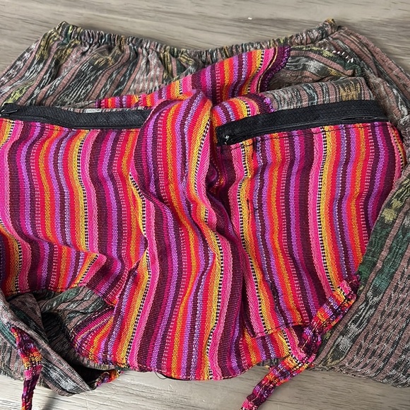 BOHO CROP COLORFUL TOP WITH HOOD - Picture 11 of 16